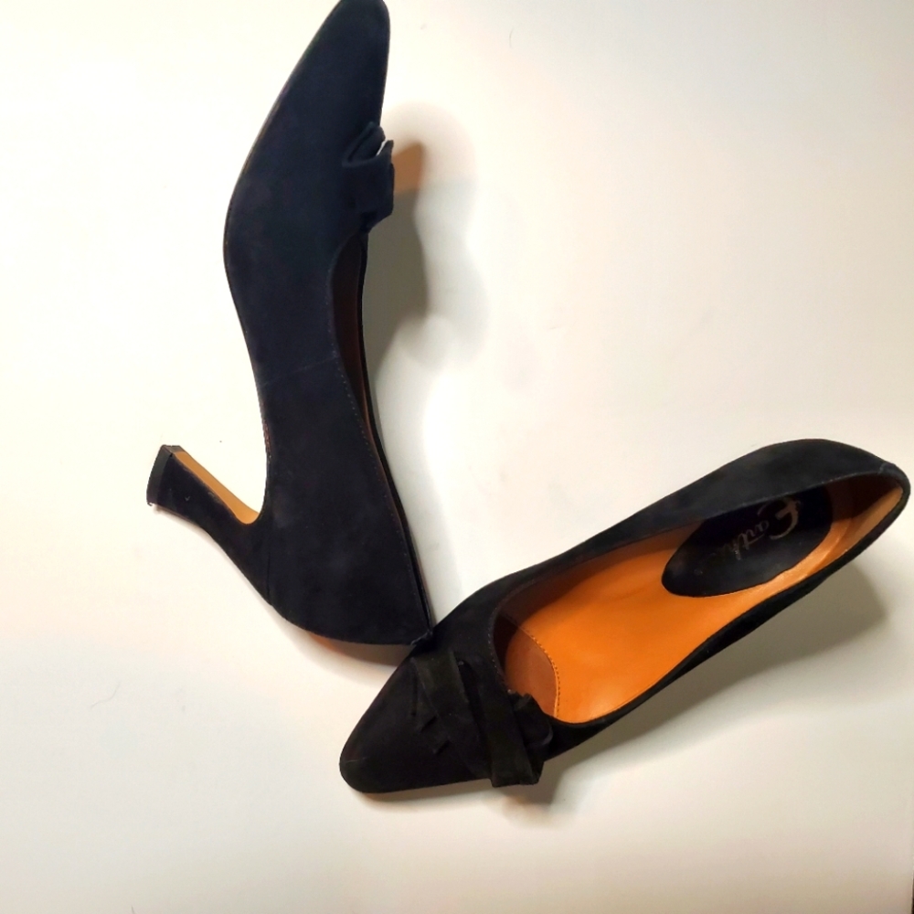 Earthies Prantini suede pumps black sz 7.5